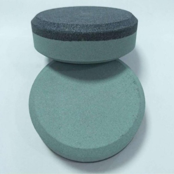 Axe Sharpener Sharpening Stone 3.75 Inch Multipurpose Sharpening Puck Double Sided 120 &amp; 240 Grit for Axes Hatchets Machetes